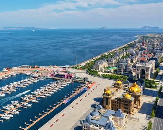 Crowne Plaza Dalian Xinghai By IHG - Dalian - Playa
