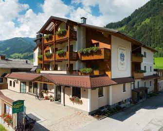 Hotel-Pension Egger - גרוסארל - בניין