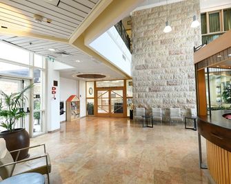 בית הארחה אגרון - ירושלים - לובי