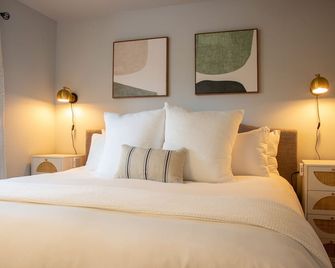 Douglas on Third - McMinnville - Ložnice