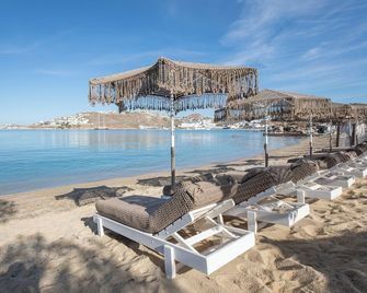Agia Anna Beachfront Boutique - Platis Gialos - Beach