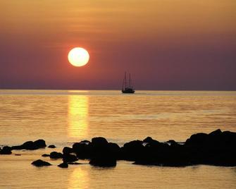 Nefeli Sunset Studios - Apollonia