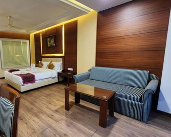 The Royal Ark - Kasauli