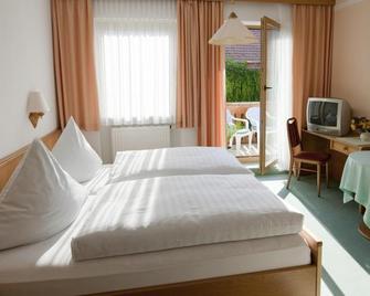 Landhotel-Gasthof-Schreiner - Hohenau - Bedroom