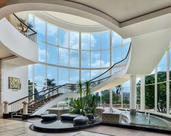 The Westin Mumbai Powai Lake - Bombay - Lobby
