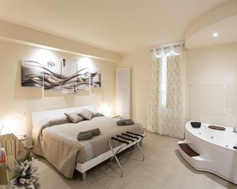 The Bricks B & B - Pisa - Bedroom