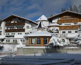 Berghotel Almrausch - Berwang - Gebouw