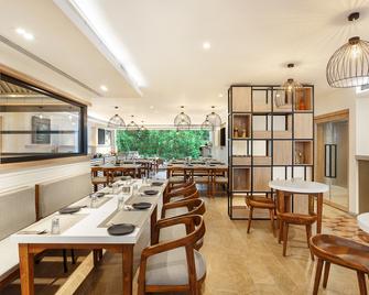 جينجير مومباي، أنديري - مومباي - مطعم