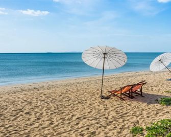 Cashewnut Tree Bungalows - Ko Lanta - Playa