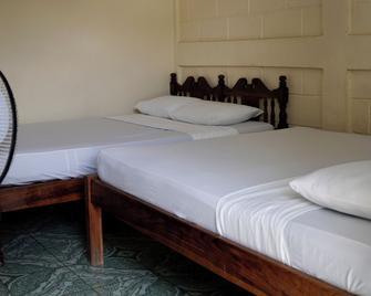 Hostal Los Chamos - San Juan del Sur - Habitación