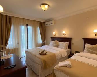 Cunda Suinn Otel - Ayvalik - Phòng ngủ
