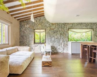 Casa Ishi - at lumicollection - Miami - Living room