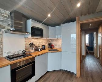 Appartement 4-6p Belle Plagne, skis aux pieds, vue montagne, ensoleillé - La Plagne-Tarentaise - Cocina