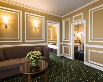 Sopka Hotel - Jabárovsk - Sala de estar