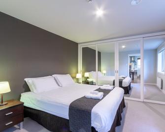 Furano Fresh Powder Apartments and Chalet - Furano - Bedroom