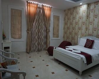 Minh Ngoc Hotel - Ho Chi Minh City - Bedroom