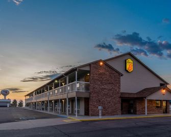 Super 8 by Wyndham Goodland - Goodland - Edificio