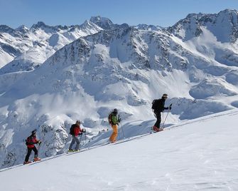 Alpina - Sankt Anton am Arlberg