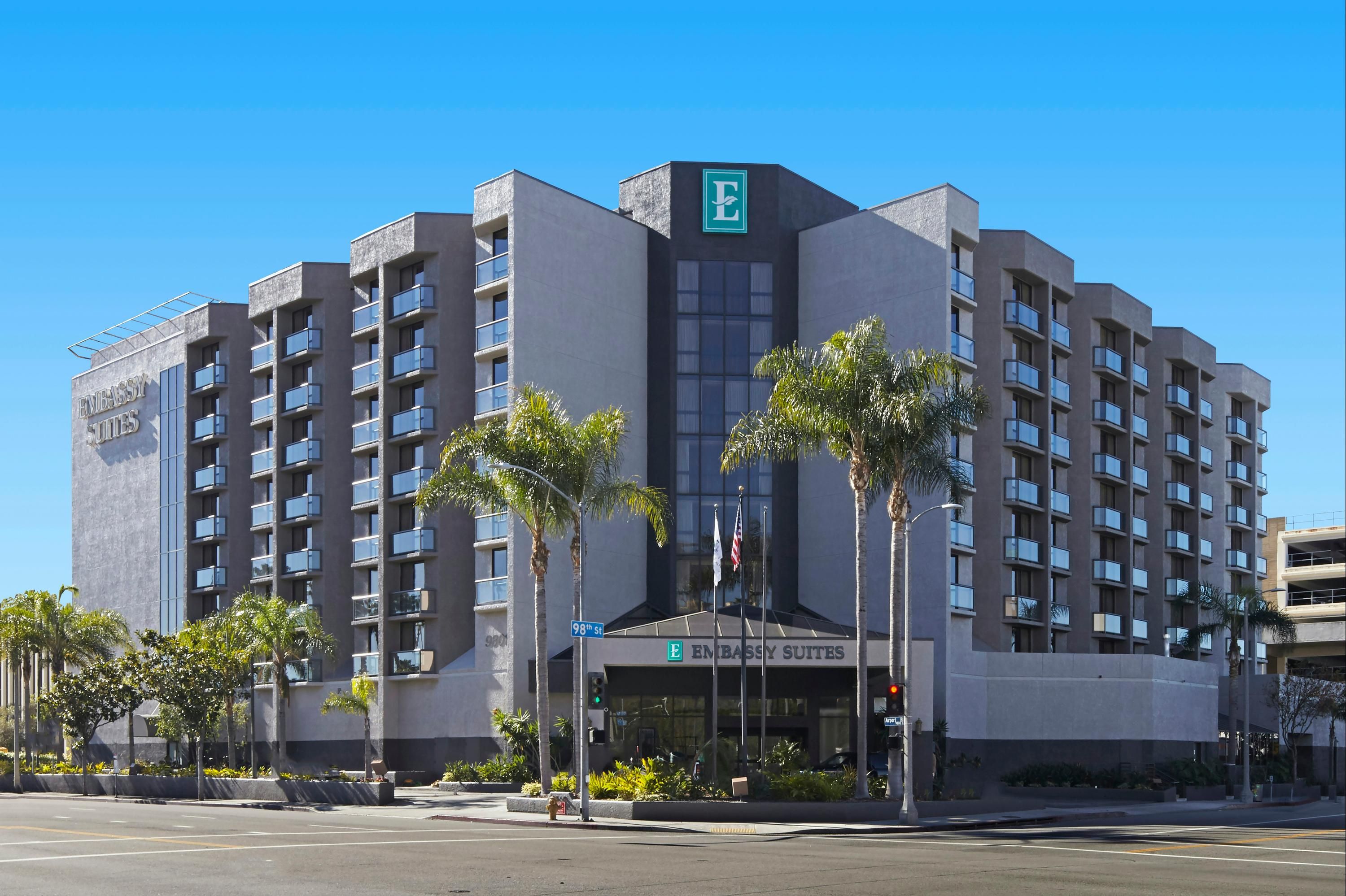 Embassy Suites by Hilton Los Angeles International Airport North - לוס אנג'לס - בניין
