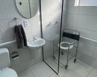 Rcm Vilas - Apartamento 07 - Joinville - Bathroom