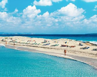 Hotel Roca Plana - Es Pujols - Strand