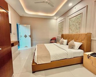 Siyavar Palace - Orchha - Schlafzimmer