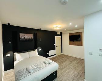 Sk Heathrow Hotel - Hayes - Schlafzimmer