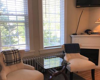 Ellis House Bed & Breakfast - Niagara Falls - Σαλόνι