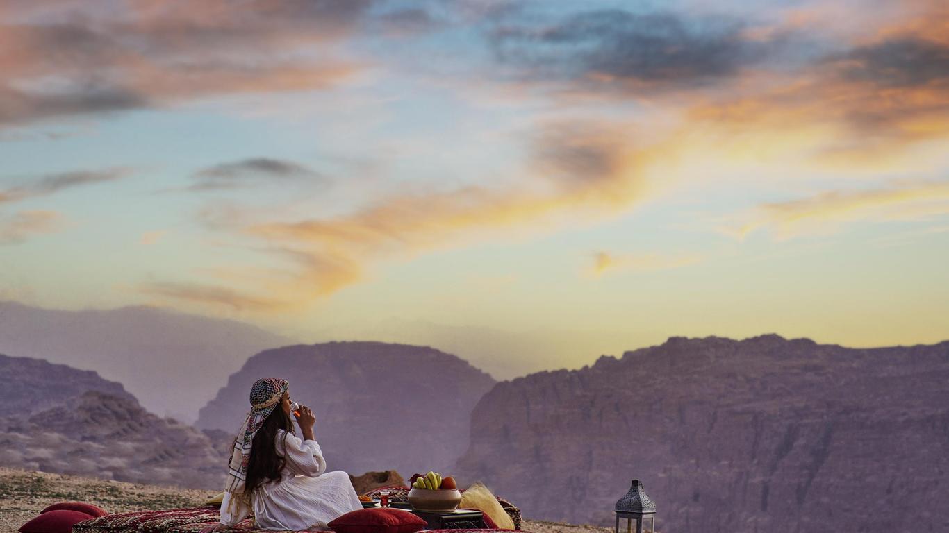 แกรนด์เมอร์เคียวร์เปตรา