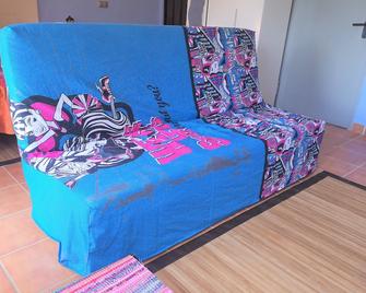 Amplia Habitación con Piscina - Almería - Sala de estar