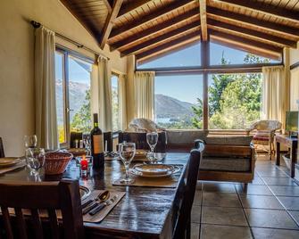 Estancia del Carmen - San Carlos de Bariloche - Dining room