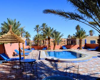 Auberge Les Roches - Merzouga - Pool