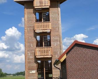 3 Star Apartment With Pool, Family Friendly, With Dog, Near The Lake In Great Nature - Angermünde - Gebouw