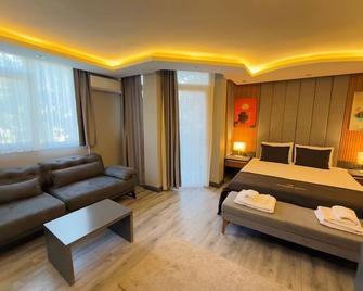 Diamond elite pansiyon - Esmirna - Habitación