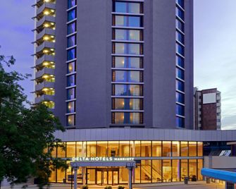 Delta Hotels by Marriott Frankfurt Offenbach - Offenbach am Main - Building
