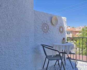 Elda Alacati Boutique Hotel - Alacati - Balcony