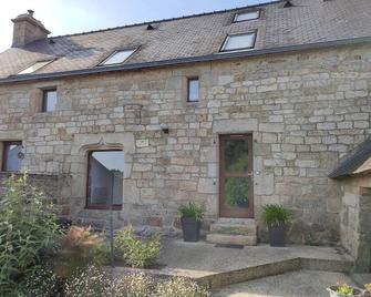 Gîte à la Campagne - Le Croisty - Edificio