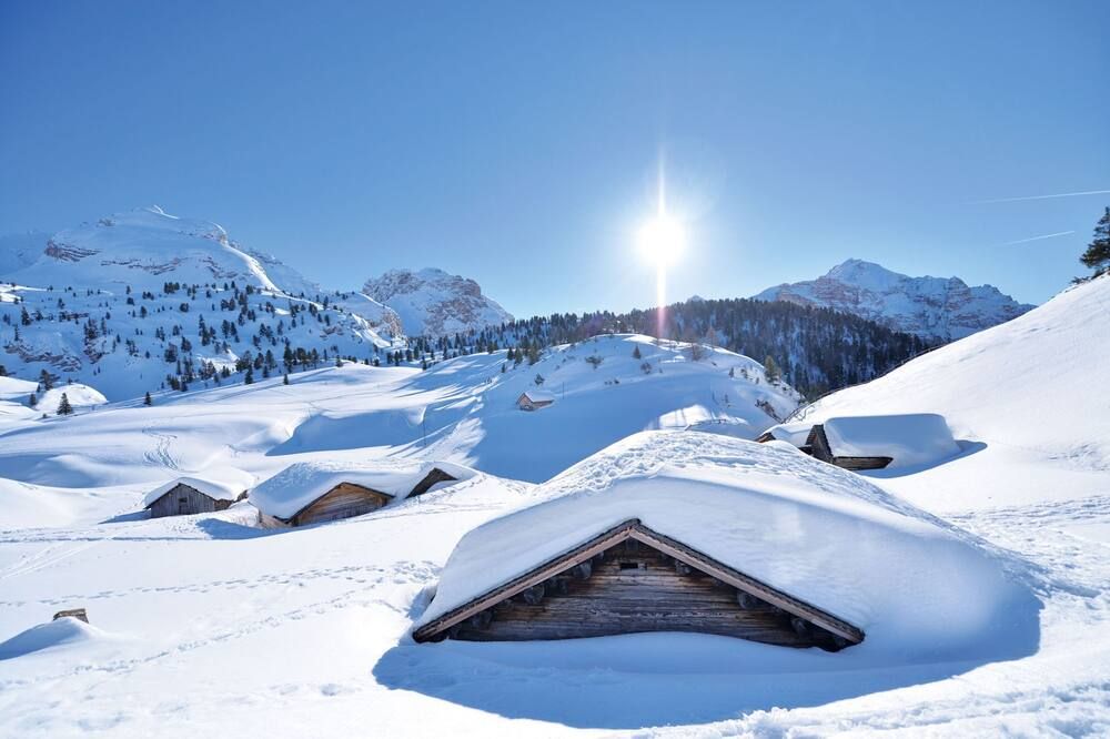 Hotel Alpenrose - La Valle/Wengen - Outdoor view