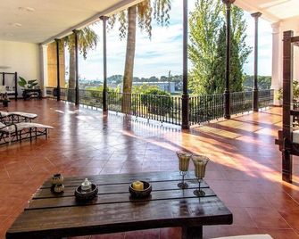 Catalunya Casas Impressive and Idyllic mansion for up to 40 people! - Bañeras - Lobby