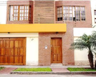 Cozy Apartment @Santa Victoria - Chiclayo - Edificio