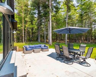 Golfer's Paradise, Minutes From Sand Valley Golf Resort - Nekoosa - Patio