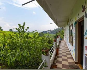 Starlit holidays homes Chithirapuram near Munnar - Munnar - Balcón