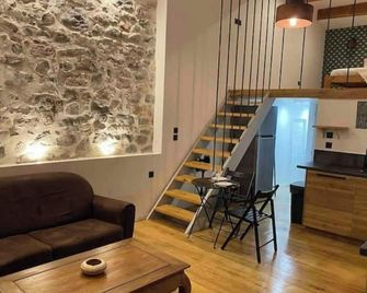 'Le loft' Jacuzzi standing en centre ville - Sète - Phòng khách