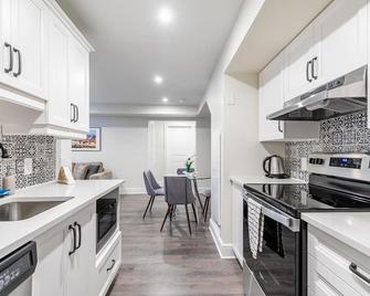 Luxury Rideau Apartments By Globalstay - Smiths Falls - Kitchen
