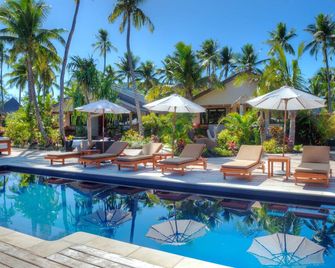 Paradise Cove Resort - Naukacuvu Island - Pool