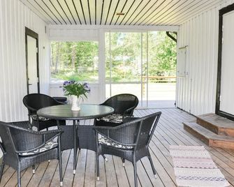 Beautiful Home In Säffle With Kitchen - Saffle - Essbereich