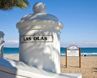 Rustic Retreats Cozy 1br for 4 Guests in The Heart of Fort Lauderdale - Fort Lauderdale - Strand