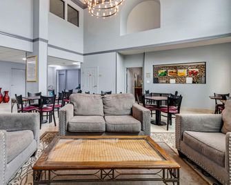 Quality Inn near SeaWorld - Lackland - San Antonio - Sala de estar