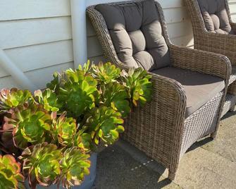 Seacroft Bay View Appartment - Wongarra - Patio