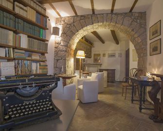 Castello Di Proceno Albergo Diffuso In Dimora D'Epoca - Proceno